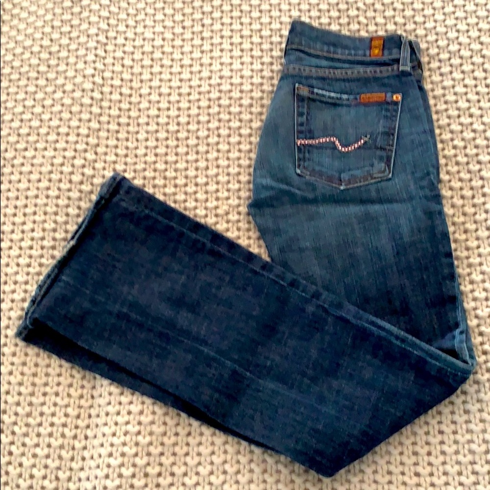 Bootleg jeans